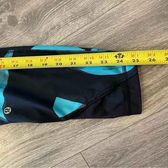 SOLD Top Speed Leggings Mid Rise Front Zip Pockets Aqua/Black Size 8 - Picture 4 of 4